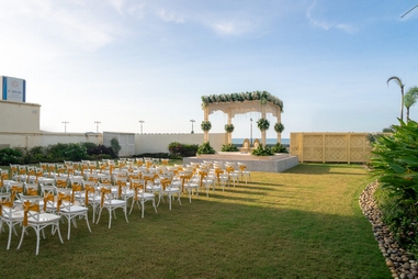fh-beachfront-puri-wedding-lawn-iksana-three.jpg