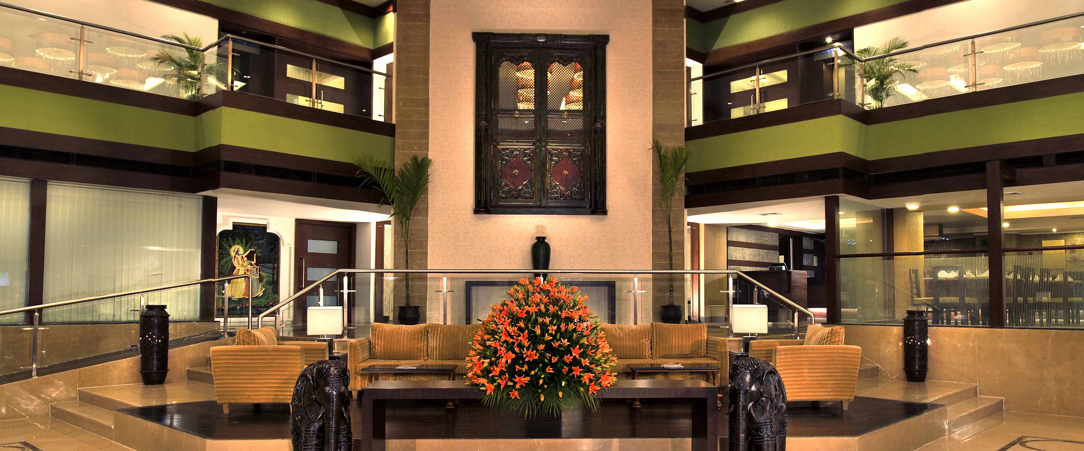 lobby-fortuneinnhaveli-gandhinagar