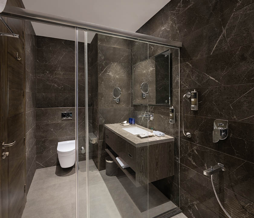 premium-room-bathroom.jpg