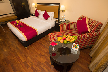 Standard-Queen-Room.jpg