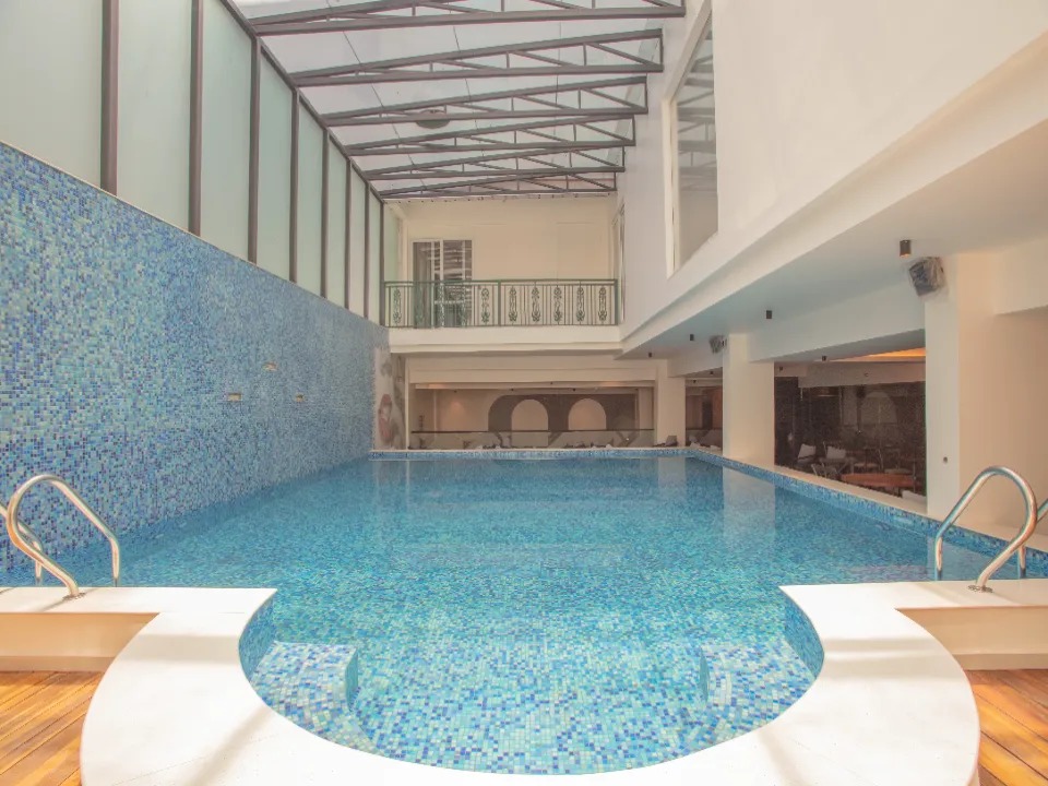 pool