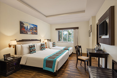 deluxe-room.jpg