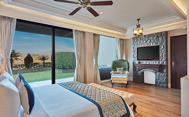 luxury-room-bedroom.jpg
