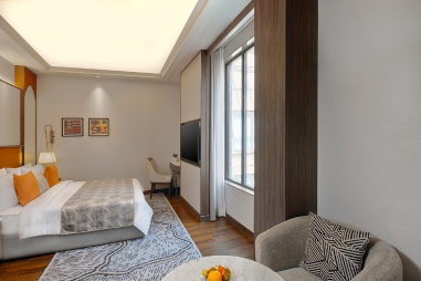 6. Gallery 381 X 254 - Deluxe Room Picture 2