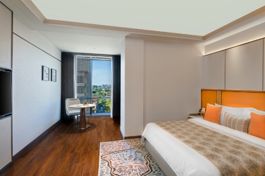 6. Gallery 381 X 254 - Premium Room Picture 4