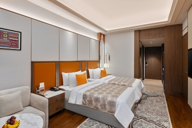 6. Gallery 381 X 254 - Premium Twin Room Picture 1