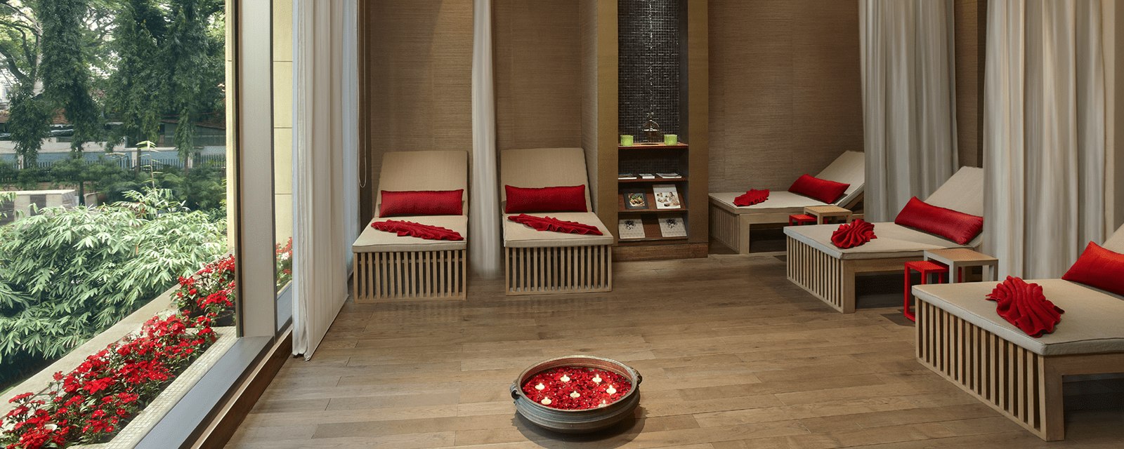 relaxation-room-itc-gardenia