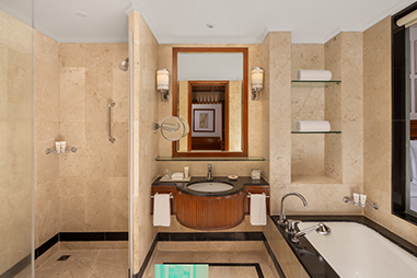 executive-bathroom.jpg