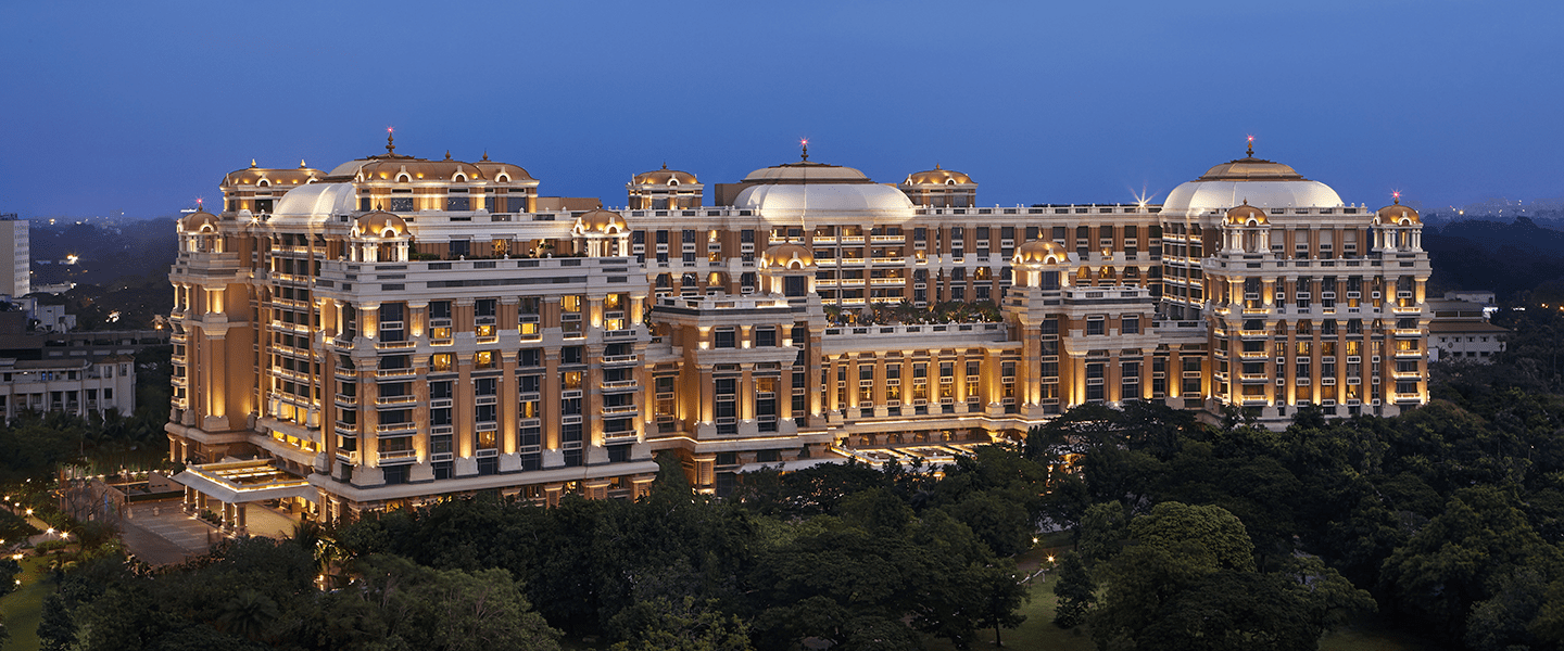 exterior-dusk-itc-grand-bharat