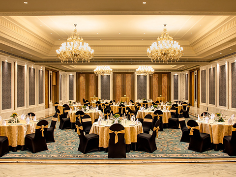 hyder-mahal-cluster-seating-view.png