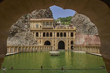 amer-fort-interior.png