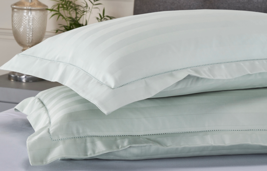 mint-green-pillow-cover