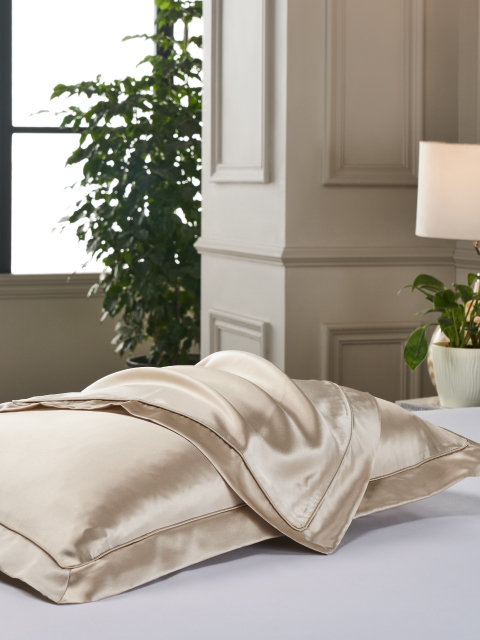 Pillow-And-Duvet-Cover-Embroided
