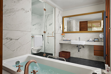 suite-bathroom.jpg