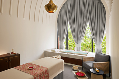 single-spa-room-with-jacuzzi.jpg