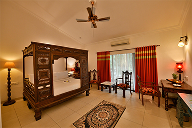 superior-room-interior.jpg
