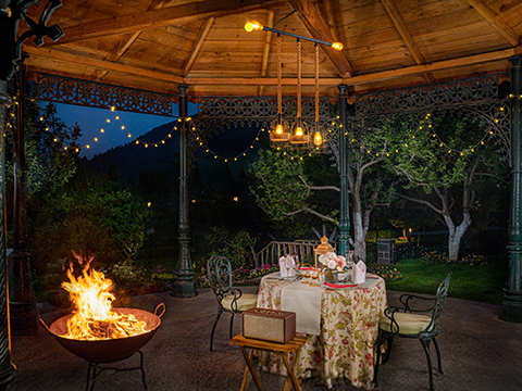 candle-light-dinner.jpg