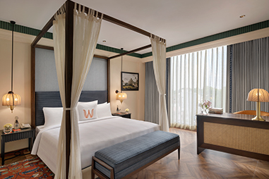 executive-suite-bedroom.jpg