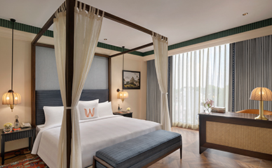 executive-suite-bedroom.jpg
