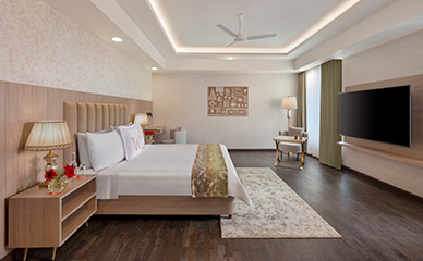presidential-suite-bedroom.jpg