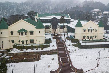 exterior-welcomhotel-the-savoy.png